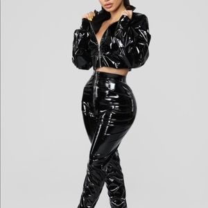 FashionNova Miss Behaving Pants Set- Black(LARGE)